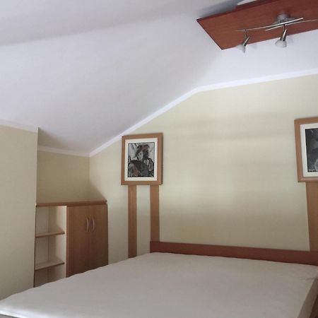 Villa Sara Guesthouse سفيتي ستيفان الغرفة الصورة